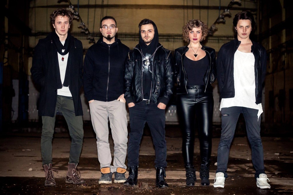 Within the Nova a lansat un cover după melodia „E.T” (Katy Perry)